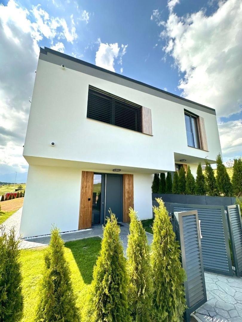 Luxury Apartments Maly Slavkov Exterior photo
