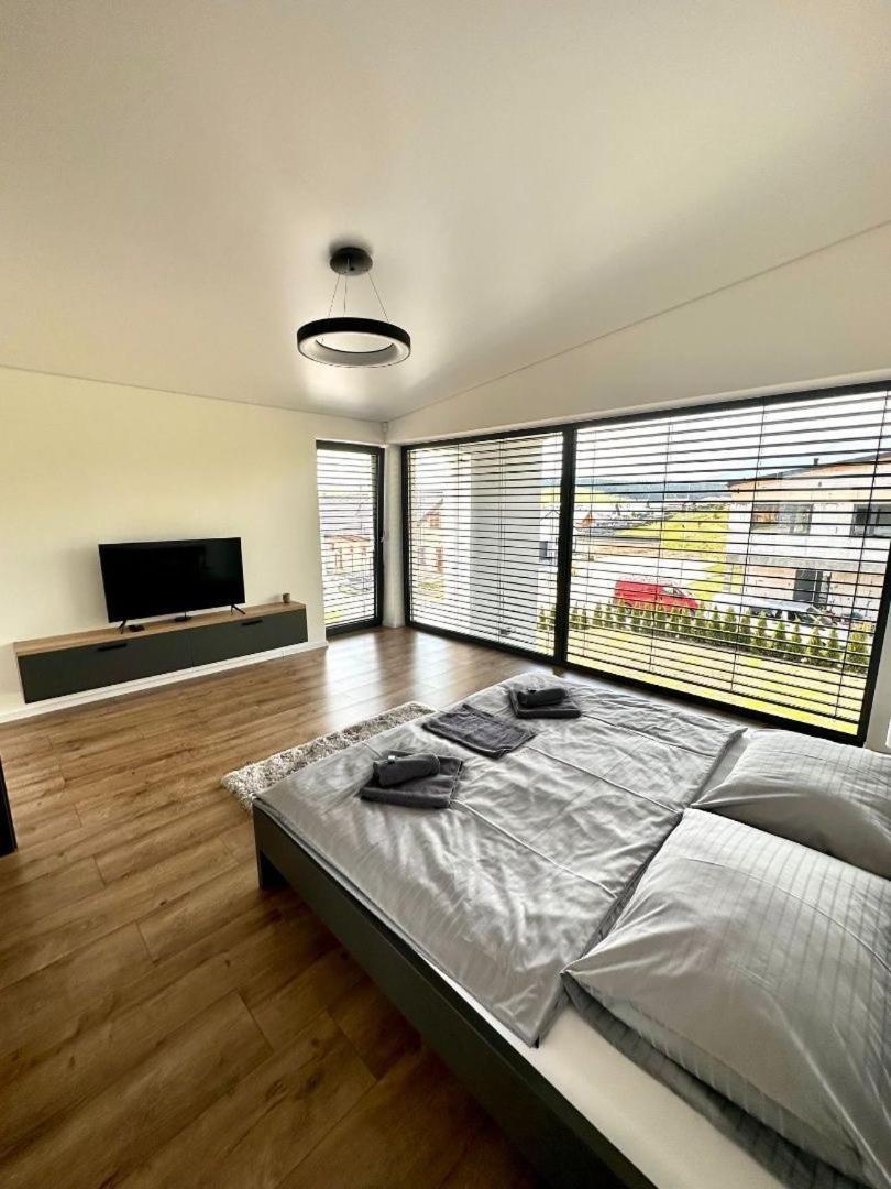 Luxury Apartments Maly Slavkov Exterior photo